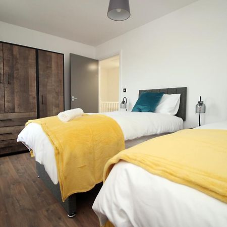 Delft - Spacious Home, High Speed Wi-Fi, Free Parking, Terrace Swindon Exteriér fotografie