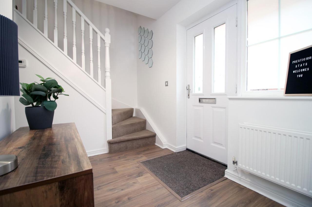 Delft - Spacious Home, High Speed Wi-Fi, Free Parking, Terrace Swindon Exteriér fotografie