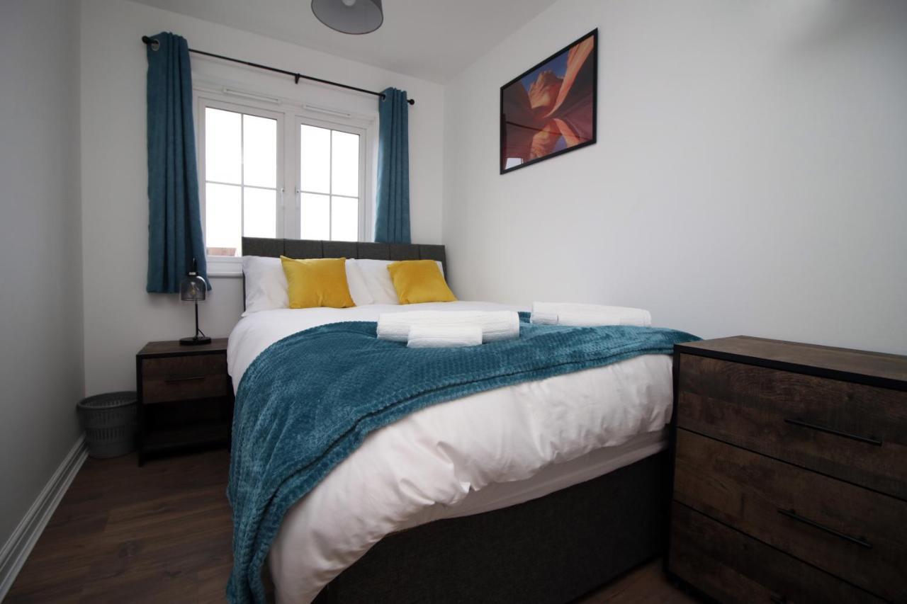 Delft - Spacious Home, High Speed Wi-Fi, Free Parking, Terrace Swindon Exteriér fotografie