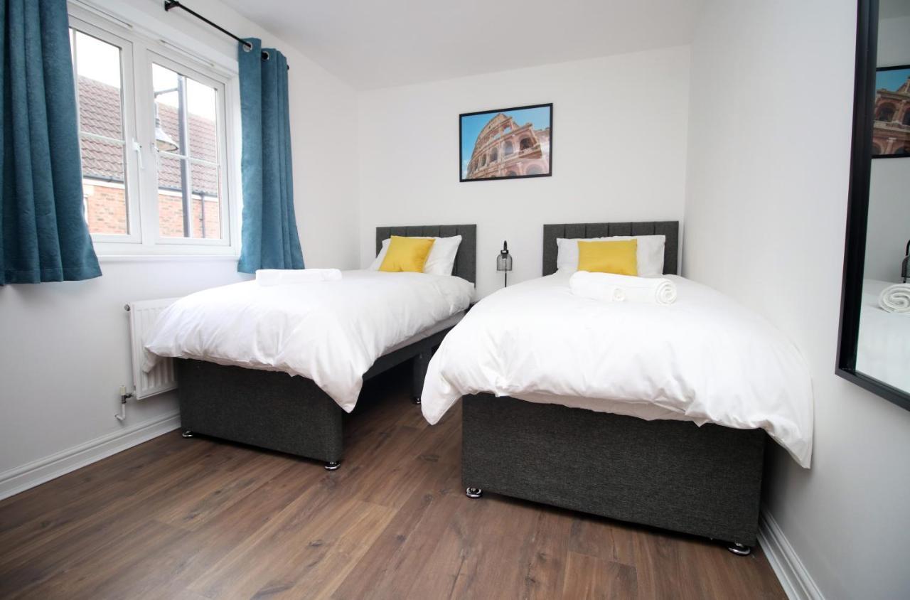 Delft - Spacious Home, High Speed Wi-Fi, Free Parking, Terrace Swindon Exteriér fotografie