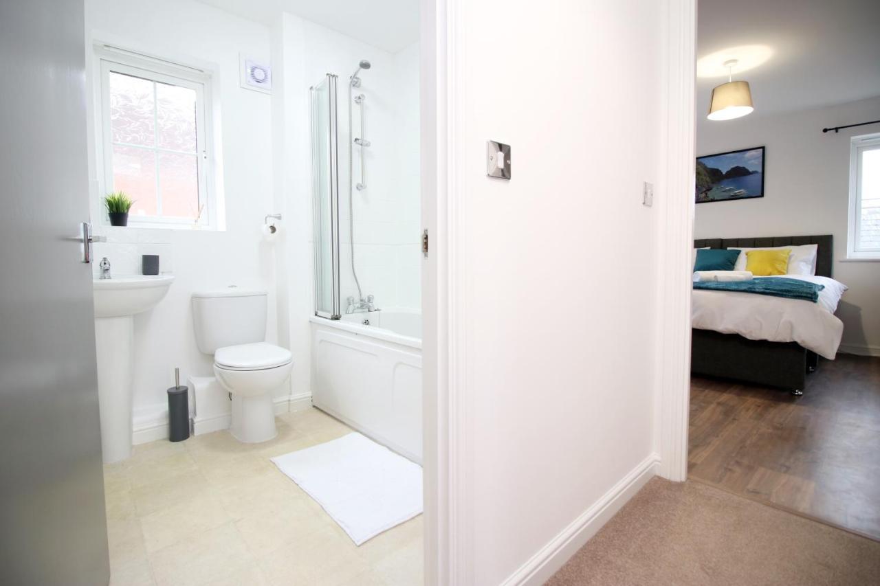 Delft - Spacious Home, High Speed Wi-Fi, Free Parking, Terrace Swindon Exteriér fotografie