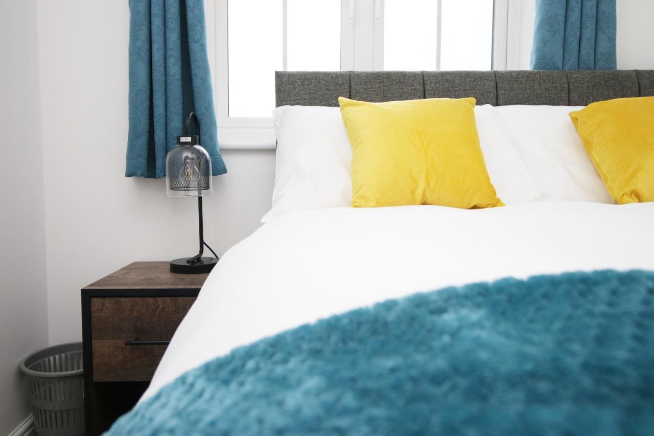 Delft - Spacious Home, High Speed Wi-Fi, Free Parking, Terrace Swindon Exteriér fotografie