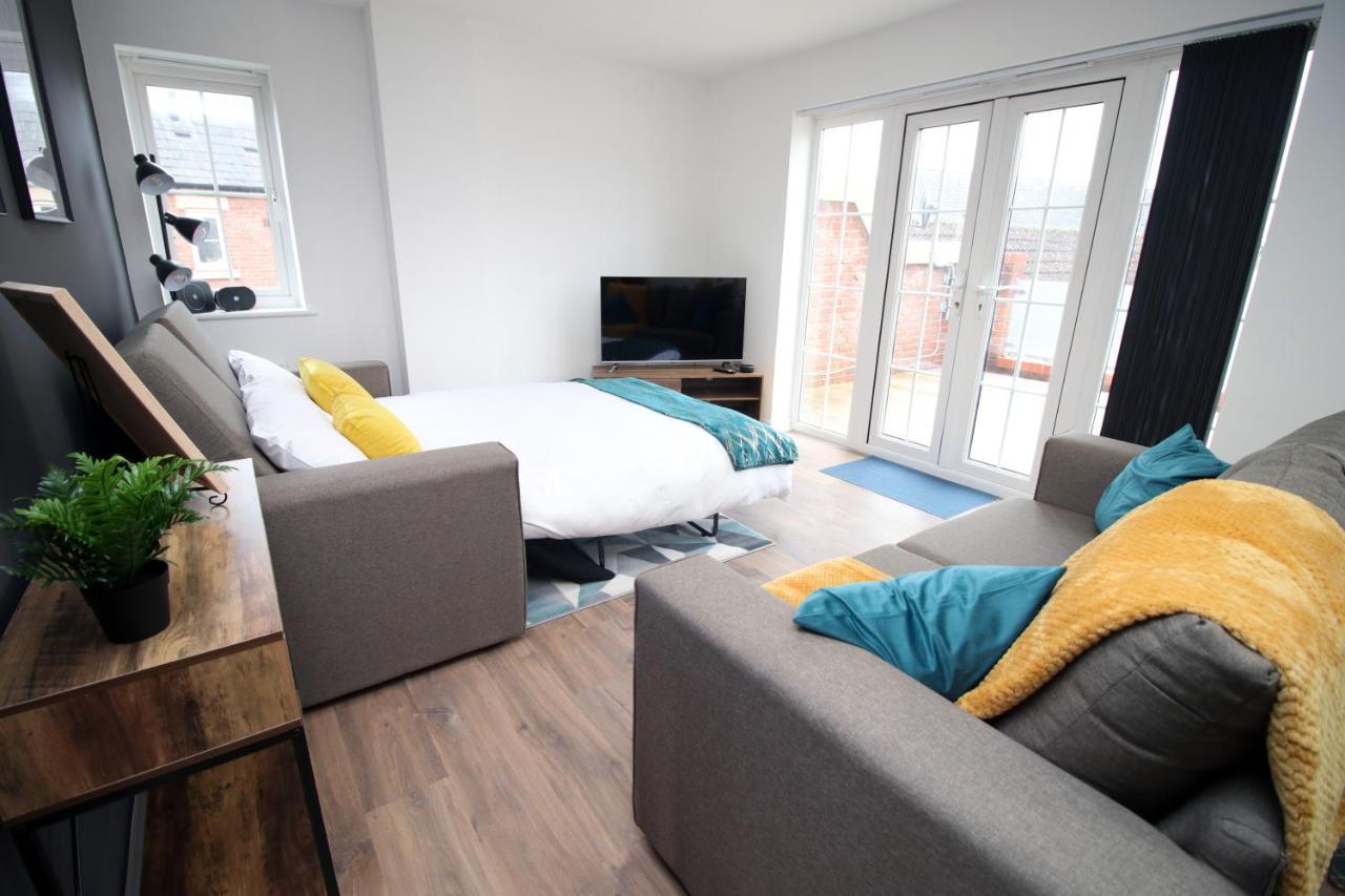 Delft - Spacious Home, High Speed Wi-Fi, Free Parking, Terrace Swindon Exteriér fotografie